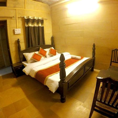 Hotel Fotiya 斋沙默尔 外观 照片