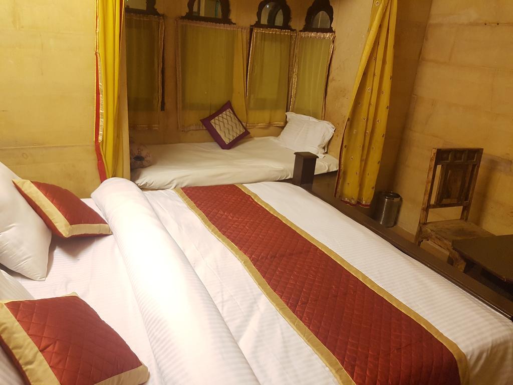 Hotel Fotiya 斋沙默尔 外观 照片
