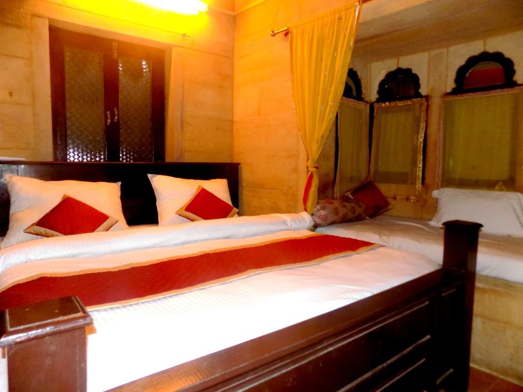 Hotel Fotiya 斋沙默尔 外观 照片