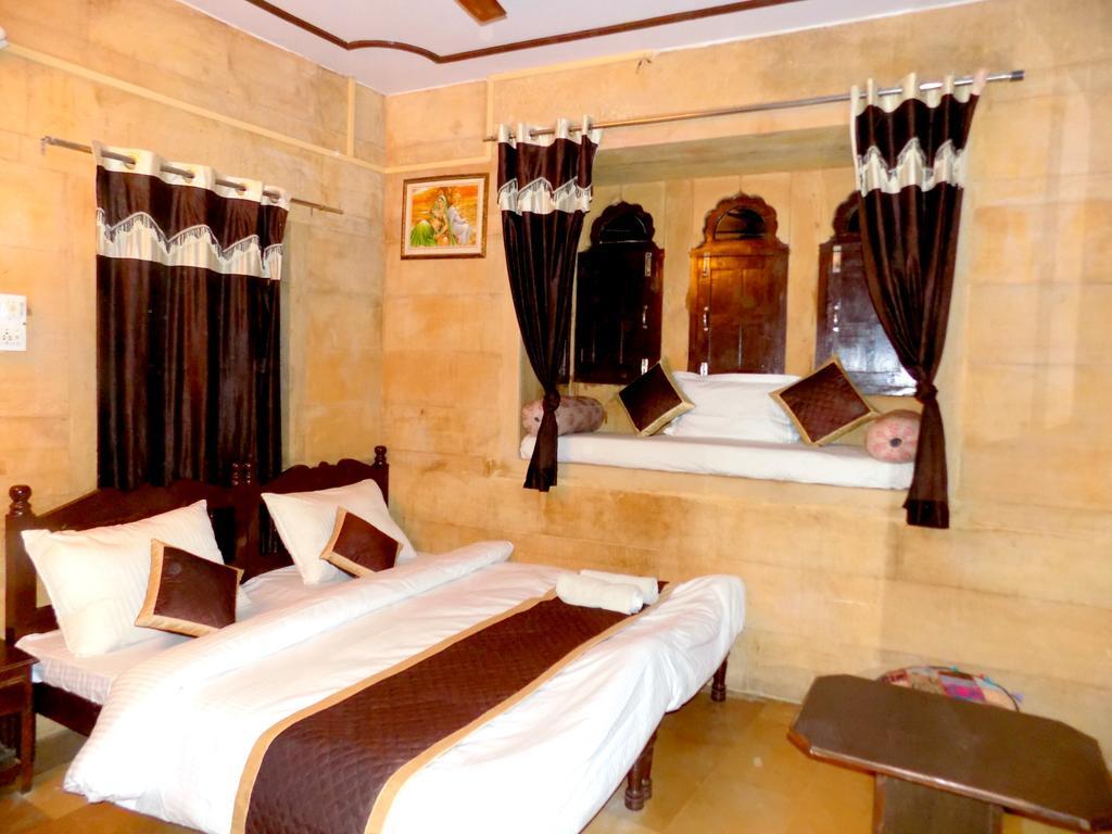 Hotel Fotiya 斋沙默尔 外观 照片