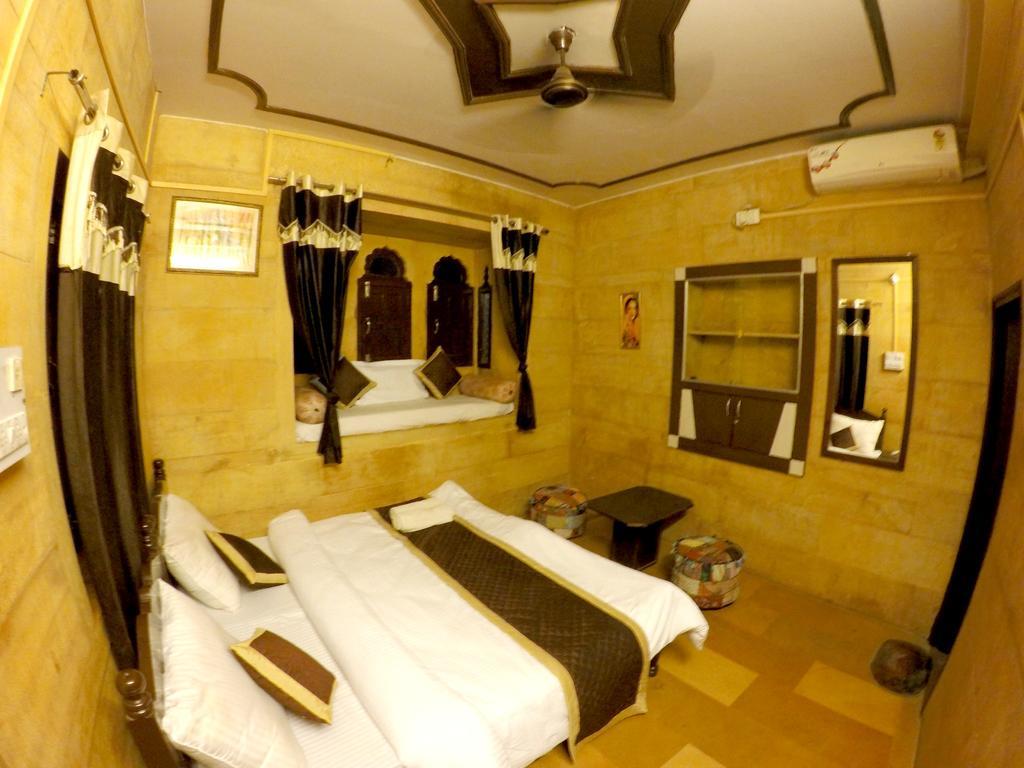 Hotel Fotiya 斋沙默尔 外观 照片