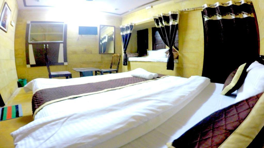 Hotel Fotiya 斋沙默尔 外观 照片