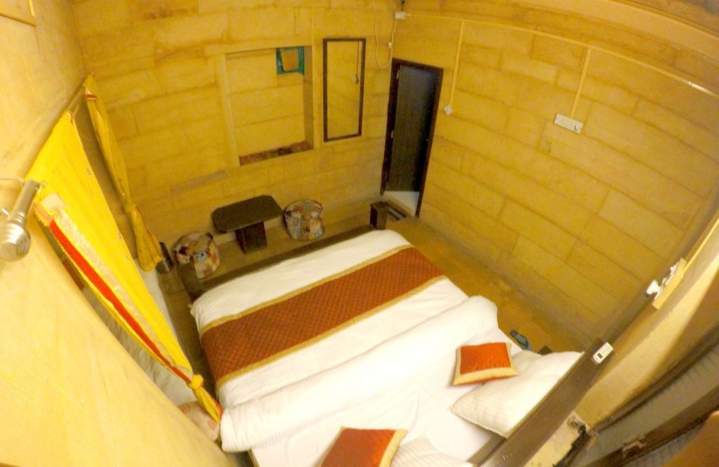 Hotel Fotiya 斋沙默尔 外观 照片