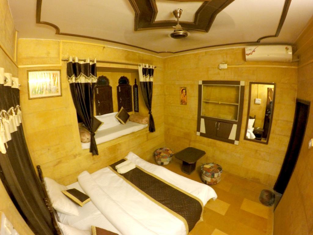Hotel Fotiya 斋沙默尔 外观 照片