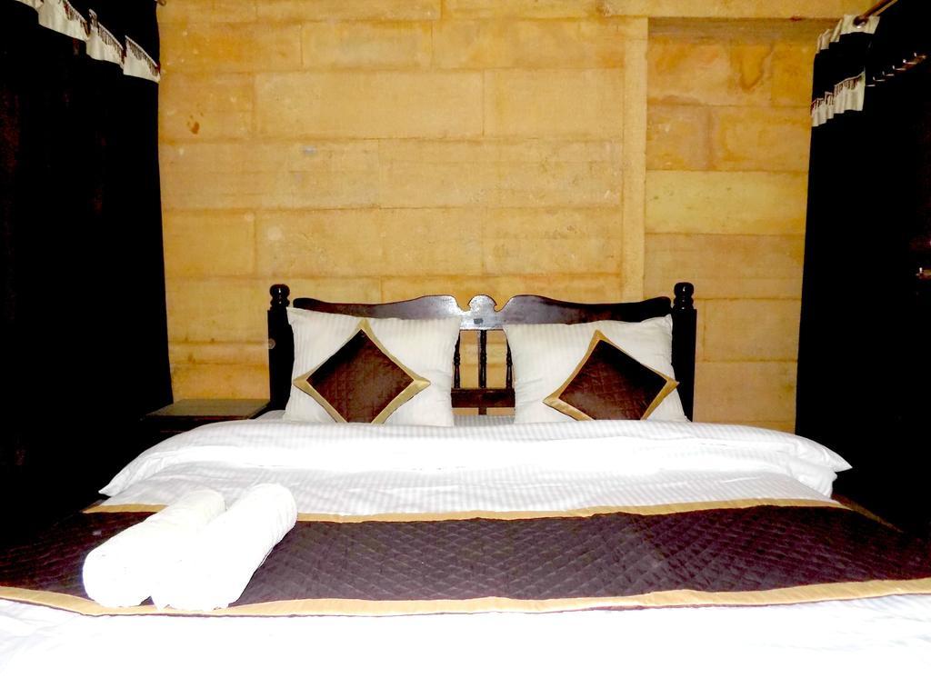 Hotel Fotiya 斋沙默尔 外观 照片