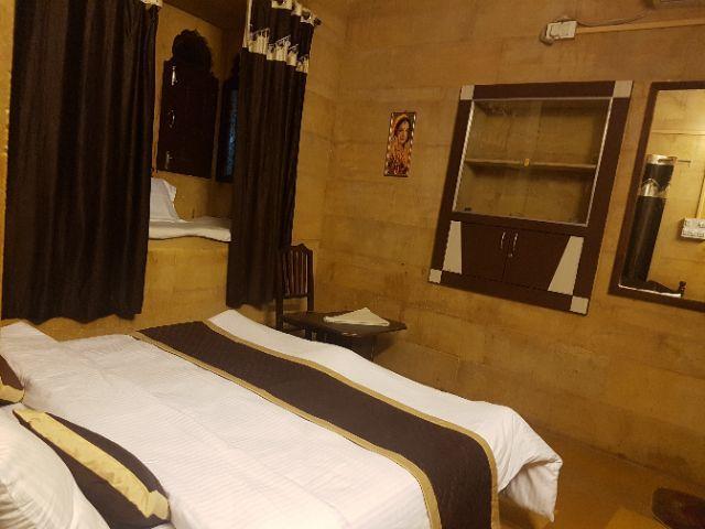 Hotel Fotiya 斋沙默尔 外观 照片